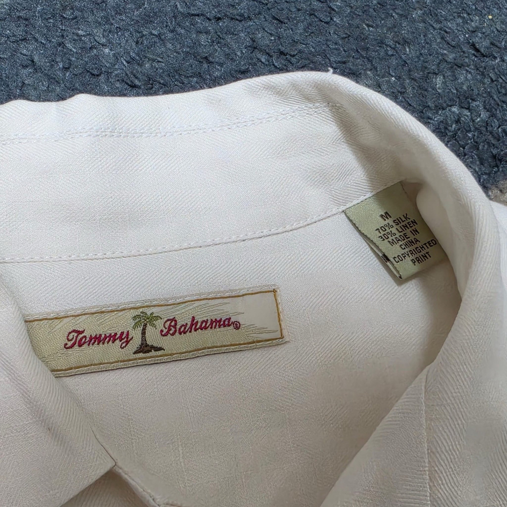 Lot of 3 Tommy Bahama Mens M Silk Linen Rayon Camp Hawaiian Shirts Tropical - Picture 4 of 16